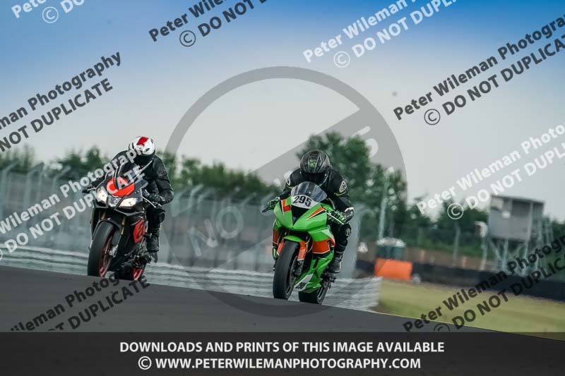donington no limits trackday;donington park photographs;donington trackday photographs;no limits trackdays;peter wileman photography;trackday digital images;trackday photos